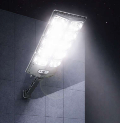 Lámpara solar con 10 luces LED y sensor de movimiento